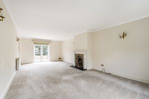 Photo 16- click for photo gallery